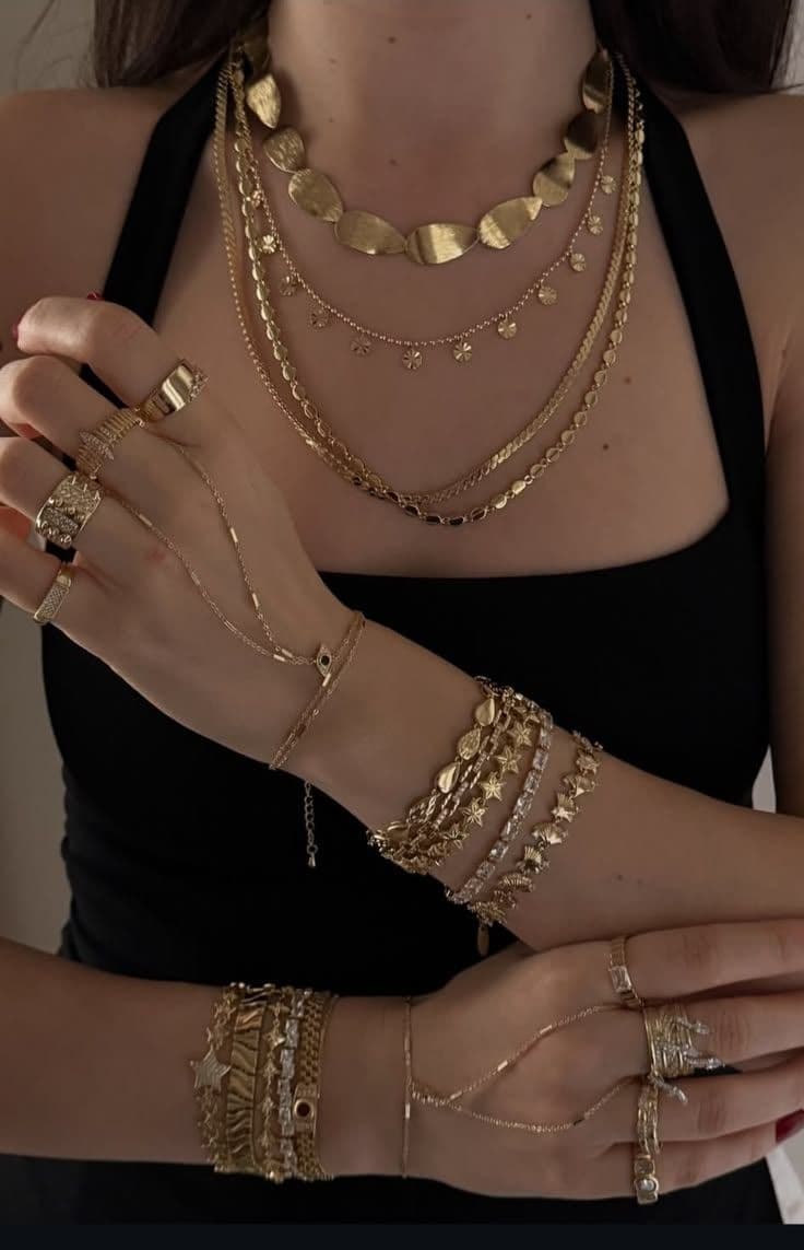 How to Style Gold-Toned Jewellery for Everyday Wear